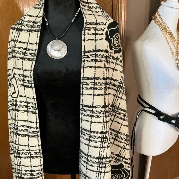 Black and Cream Plaid Shawl with Camelia floral Design - Picture 6 of 11